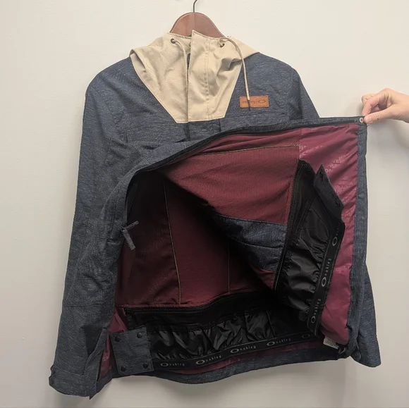 Oakley Blue and Tan Jacket - Picture 3 of 6